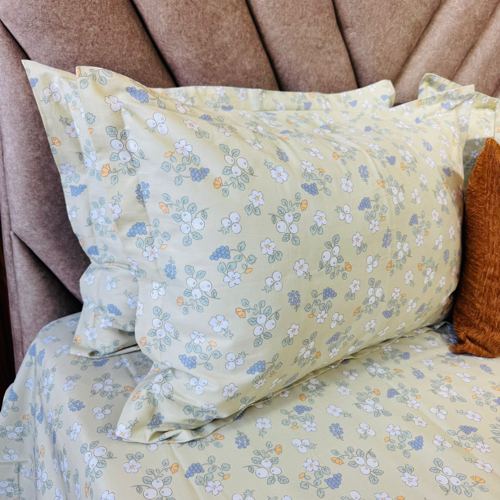 Cotton Bedsheet - PR White Floral - Sri Lanka