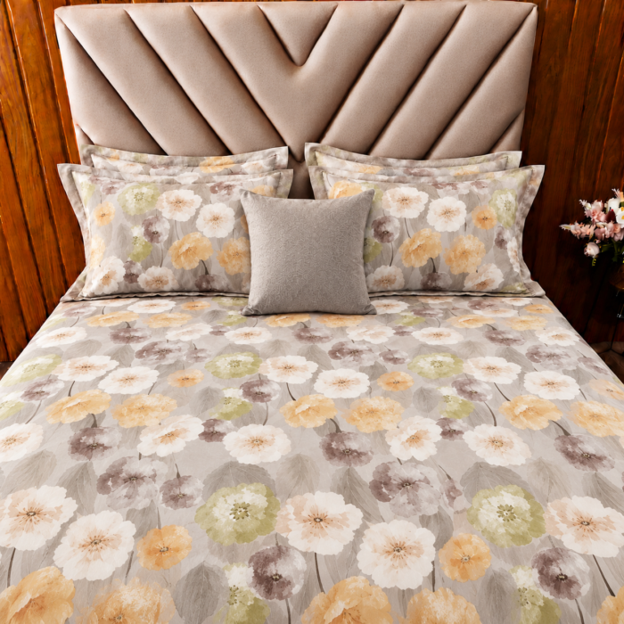 Elegant Watercolor Floral Bedding Display